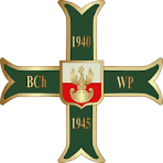 A green and gold cross with the years 1940 and 1945, and the letters "BCh" and "WP." The centre features a white eagle on a red and white shield.